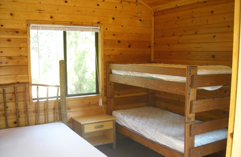 Yosemite Lakes Bunkhouse Cabin 27 Harden Flat Exterior foto